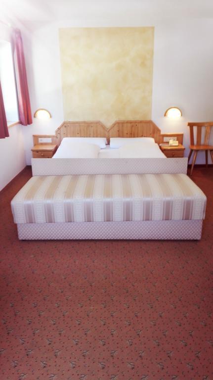 Aurora Hotel Plancios Phòng bức ảnh